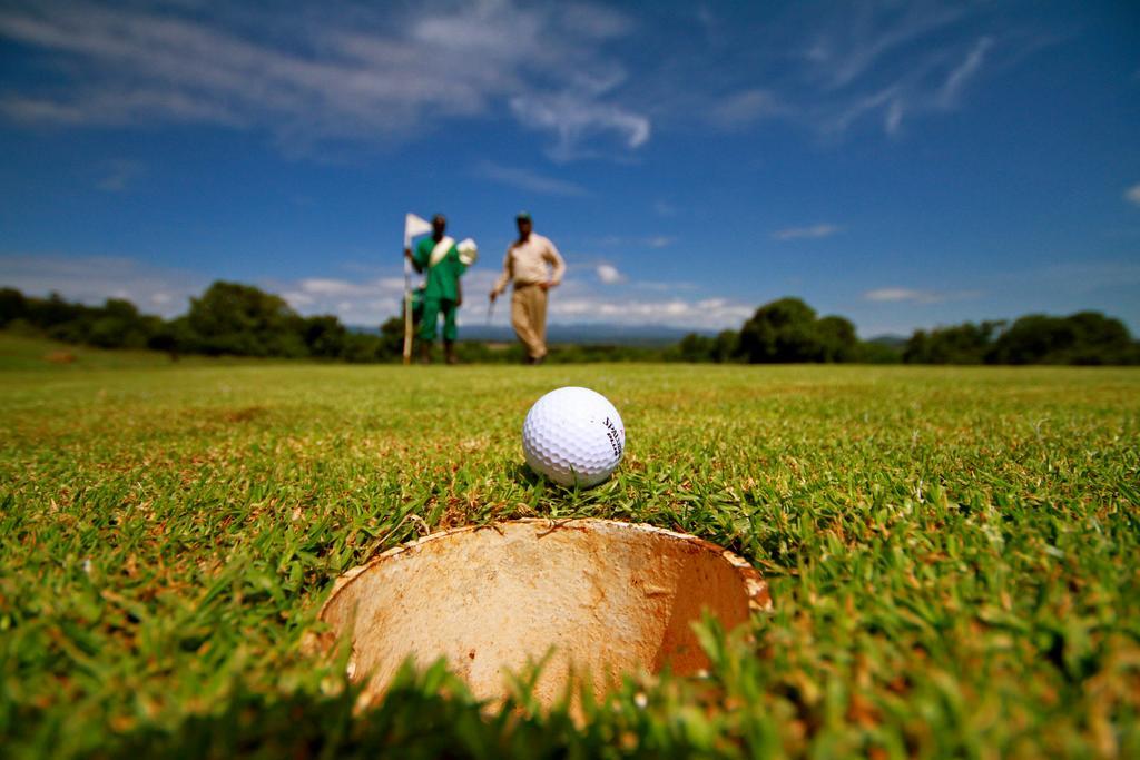 Отель The Aberdare Country Club Mweiga Экстерьер фото